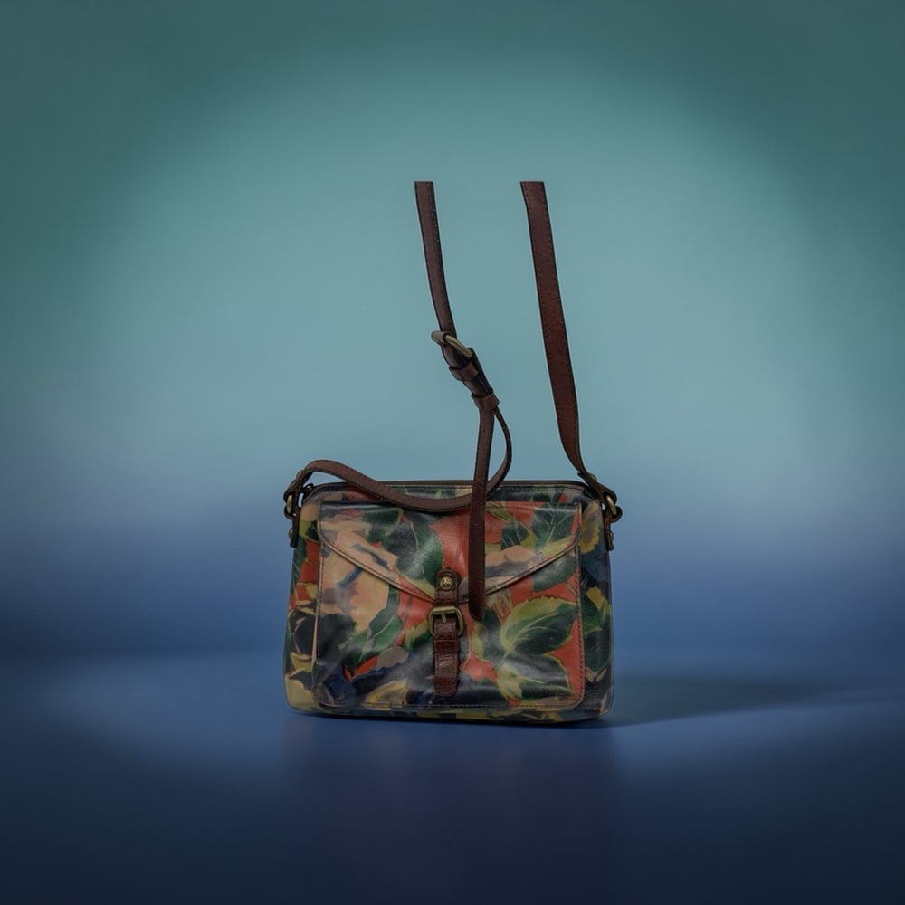 Patricia Nash Avellino Crossbody Bag Winter Bloom Floral Leather Purse Handbag